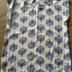 LOFT Navy and White Floral Top short sleeves XXSP